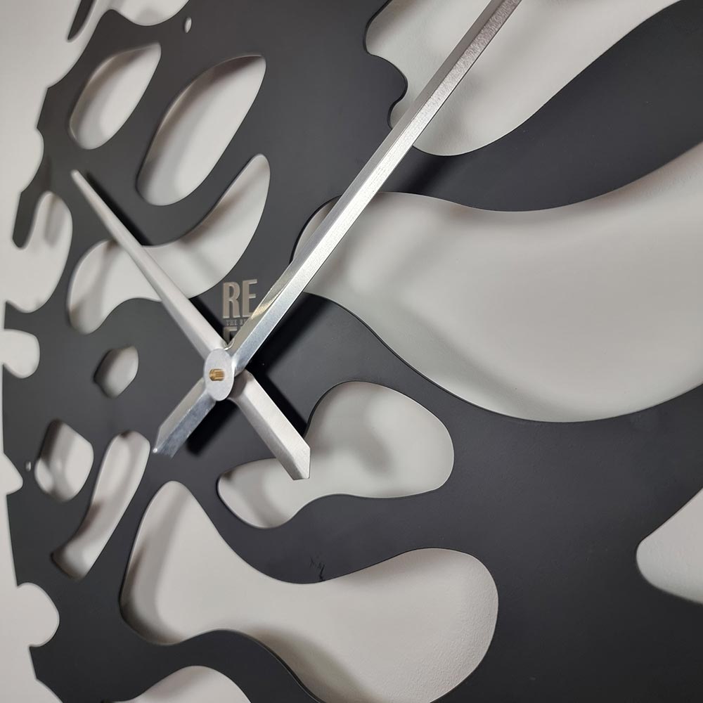 ساعت دیواری فلزی دکوراتیو قطر 60 سانتی متر REEV-005